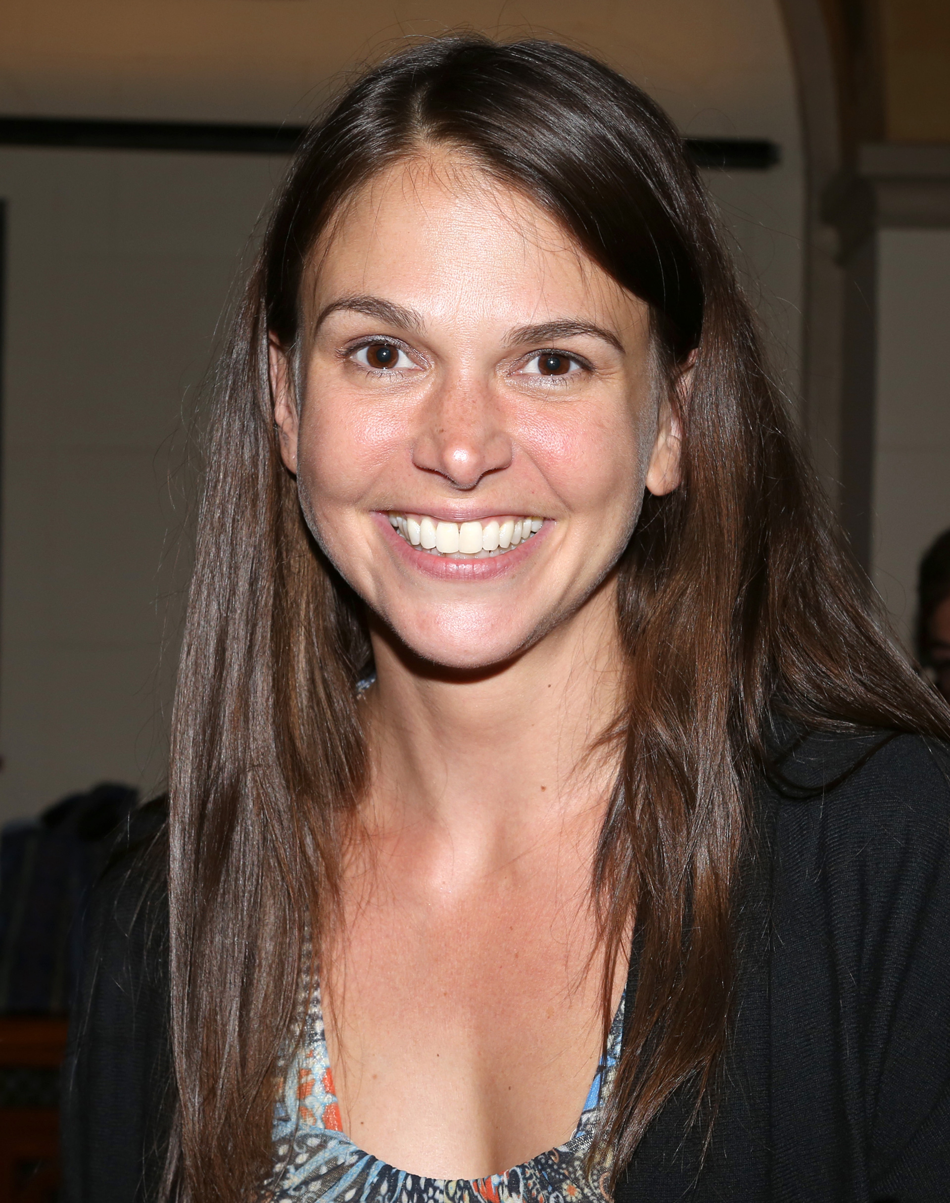 sutton-foster-no-makeup.jpg