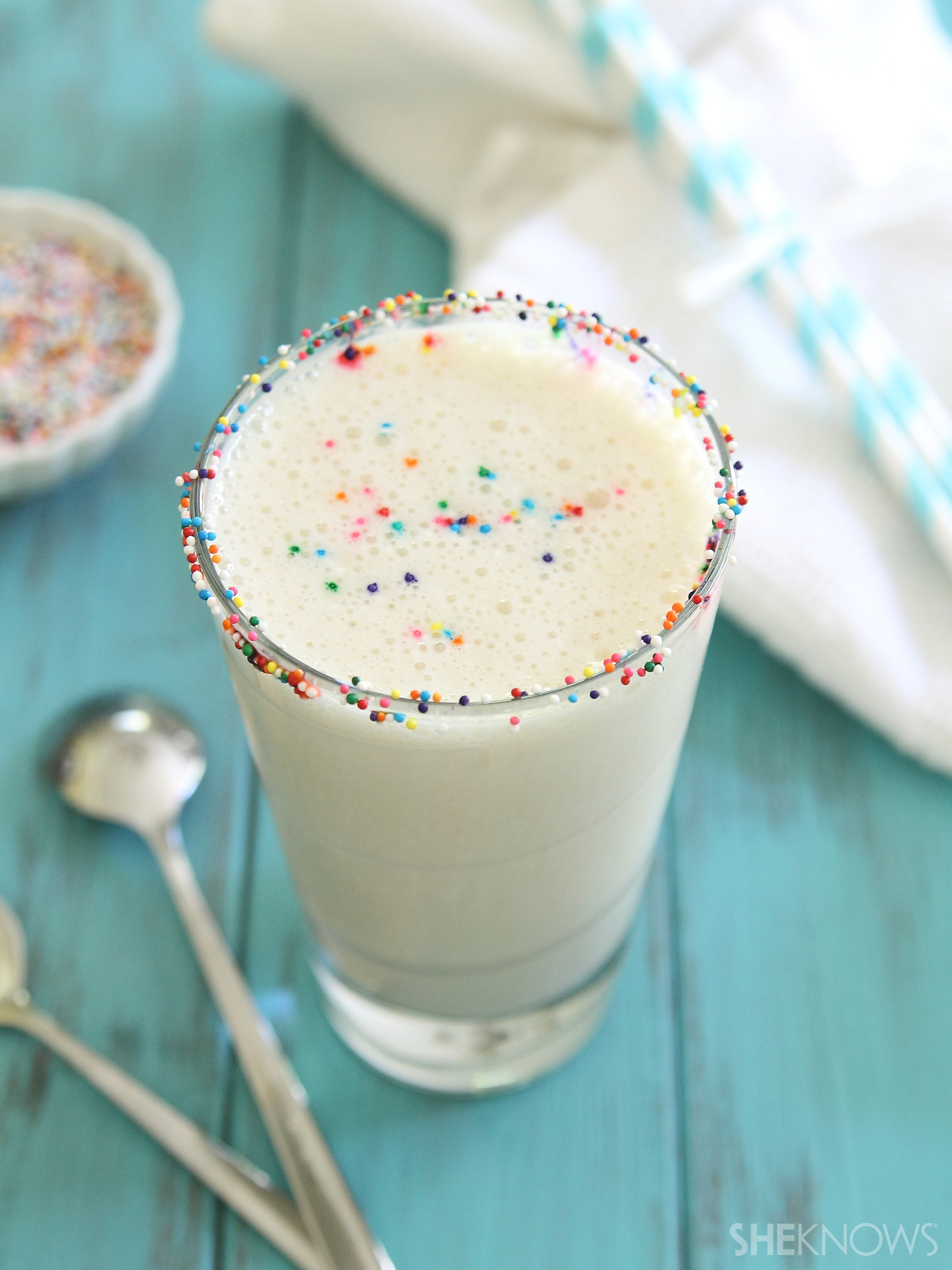 A good-for-you cupcake shake