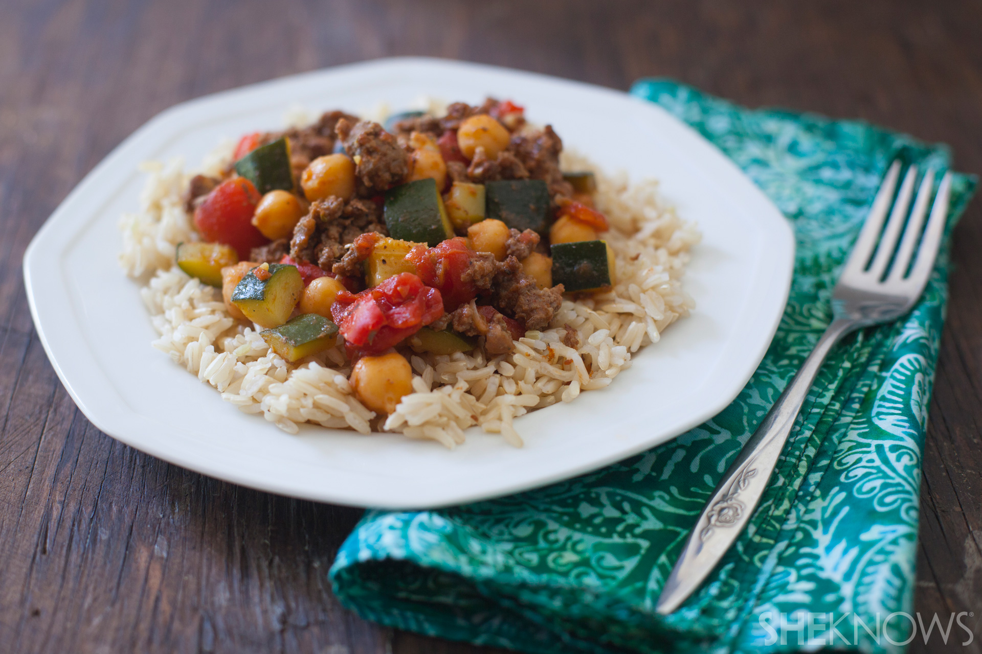 Chickpea beef skillet supper