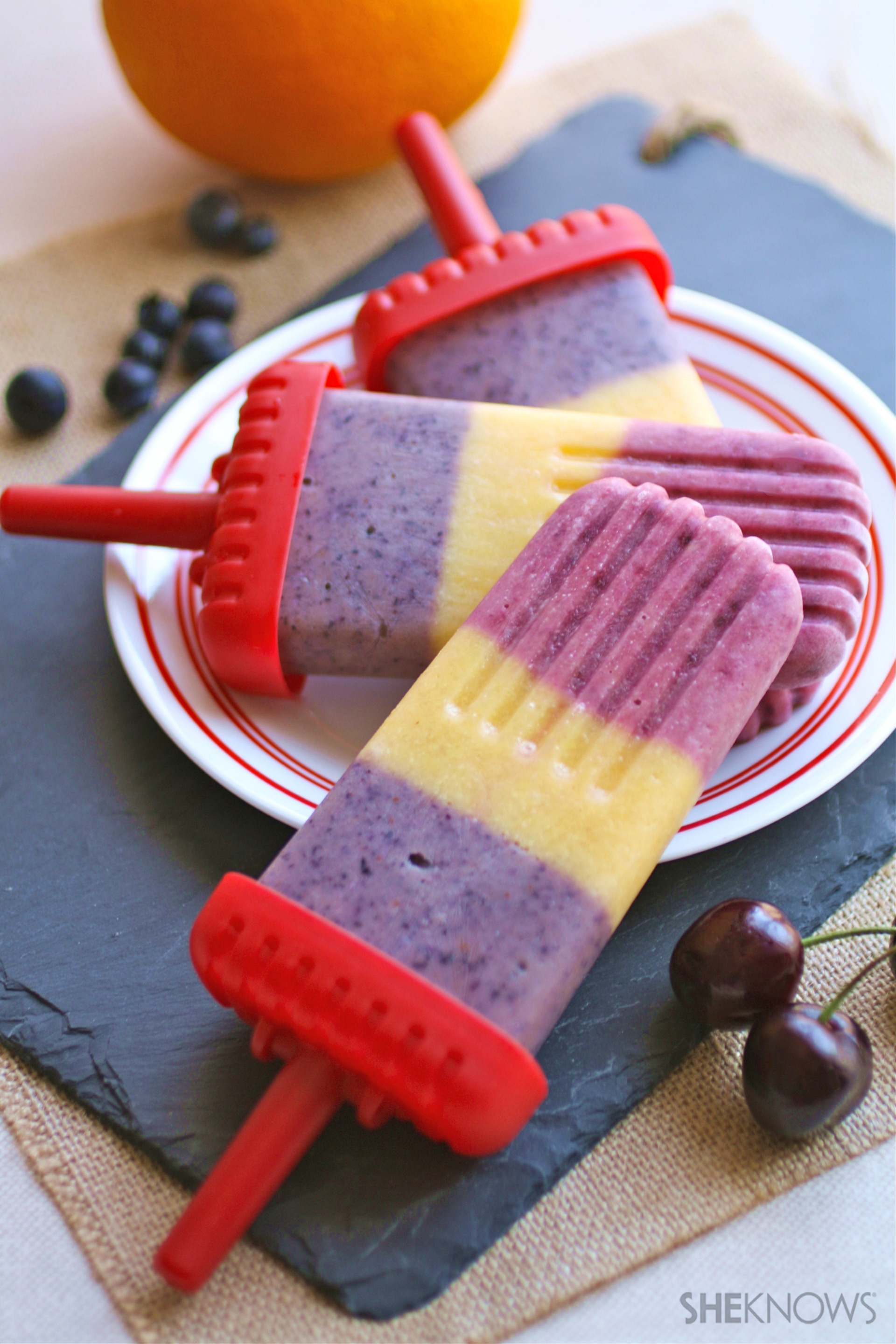 Gluten-free quinoa smoothie freezer pops