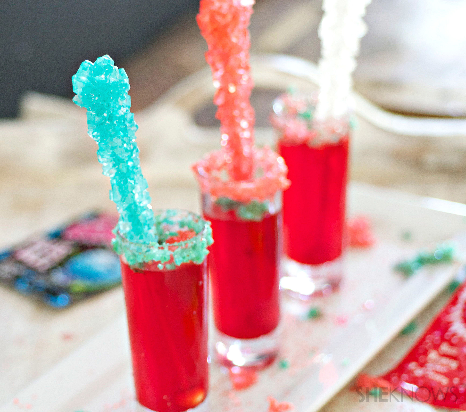 Pop Rocks JellO shots are the most fun 4th of July cocktail ever