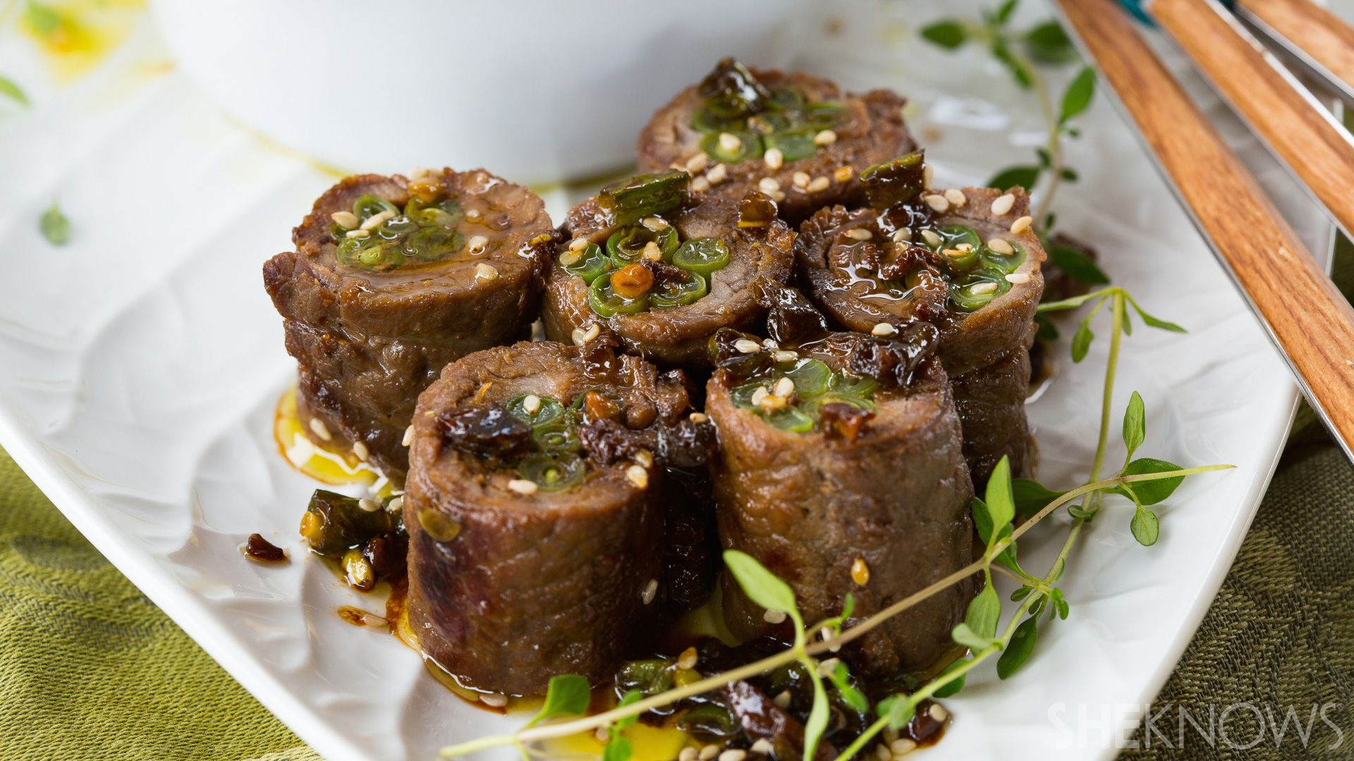 30-Minute teriyaki beef rolls with green beans recipe