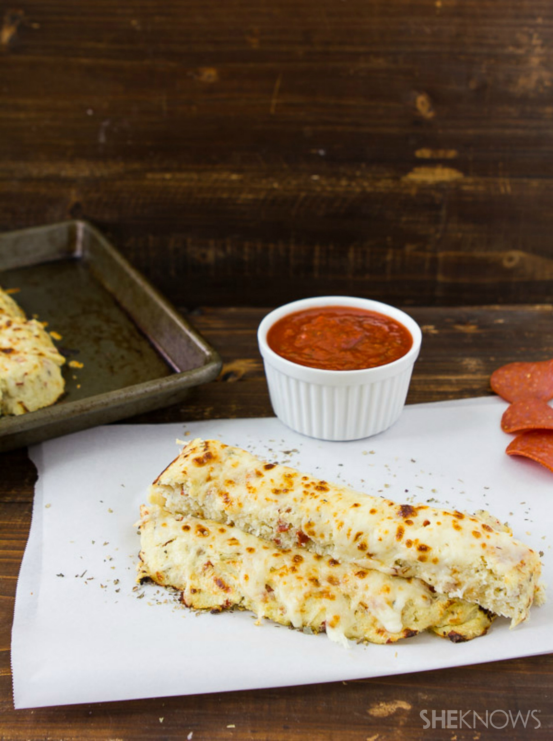 Cheesy pizza flavored cauliflower breadsticks