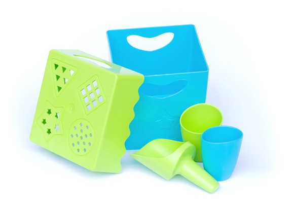 Biodegradable beach toys | Sheknows.com