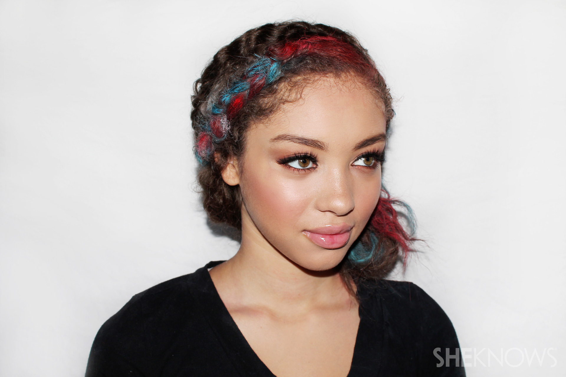 5 Clever patriotic ways to chalk your hair