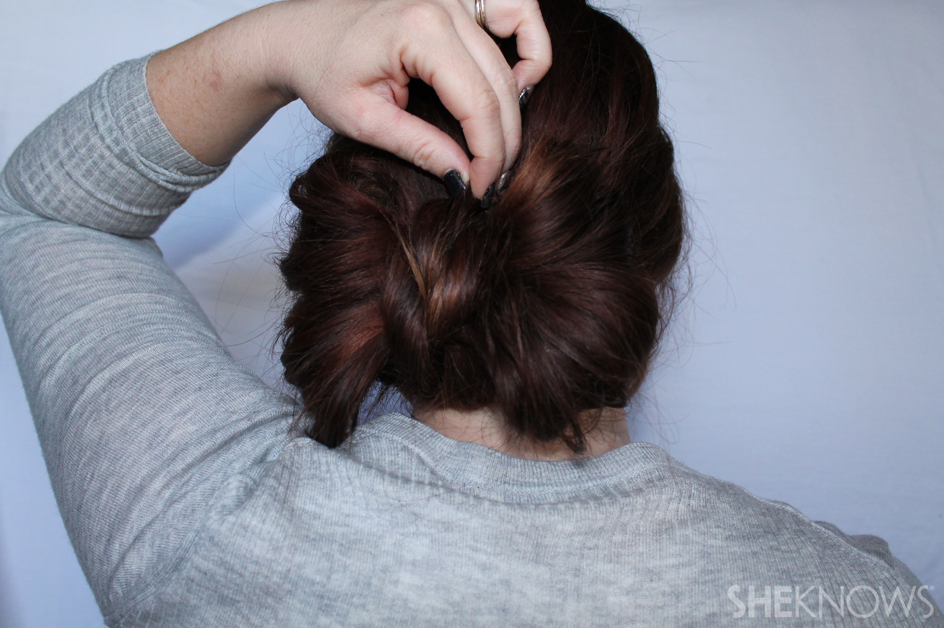 Hair bow | Sheknows.com - step 06