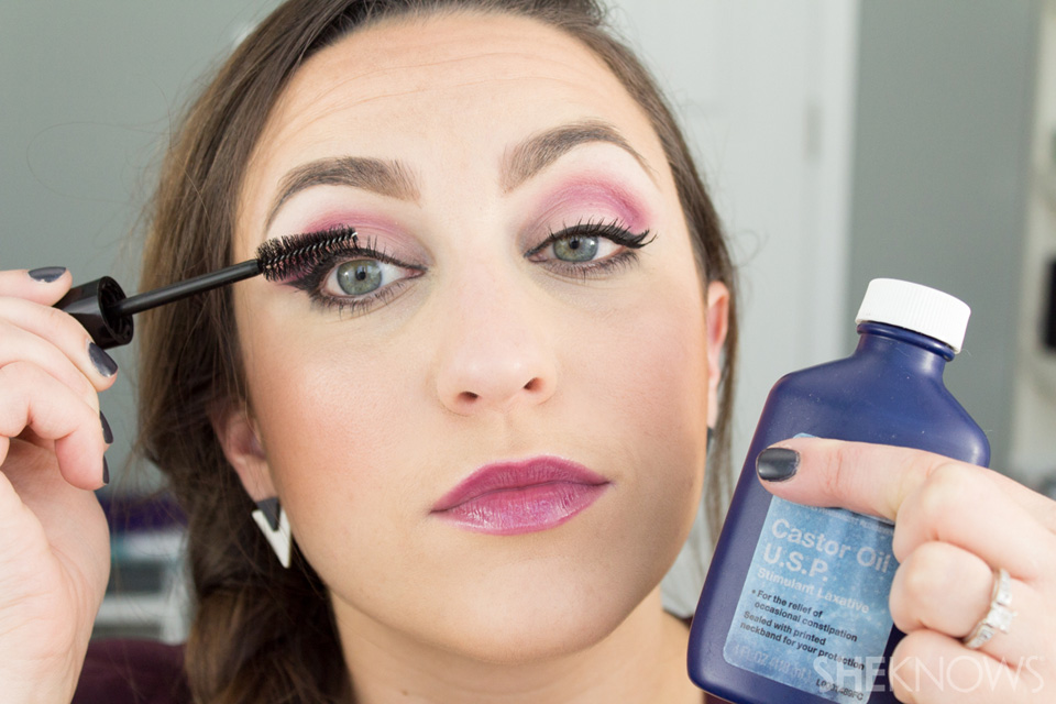 6 Genius uses for your mascara brush Mogul