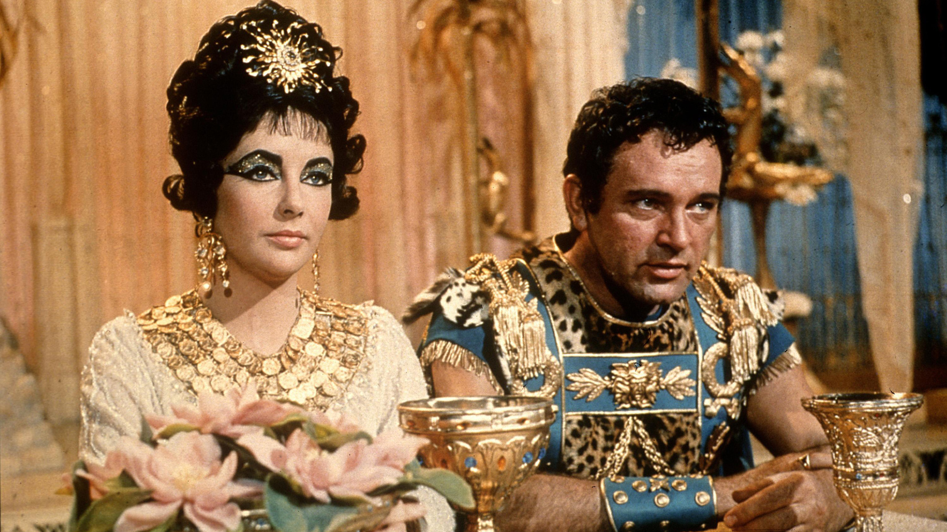 were cleopatra and julius caesar contemporaries
