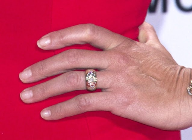 Camerons Got My Ring did cameron diaz benji madden actually get engaged months Camerons Got My Ring did cameron diaz benji madden actually get engaged months