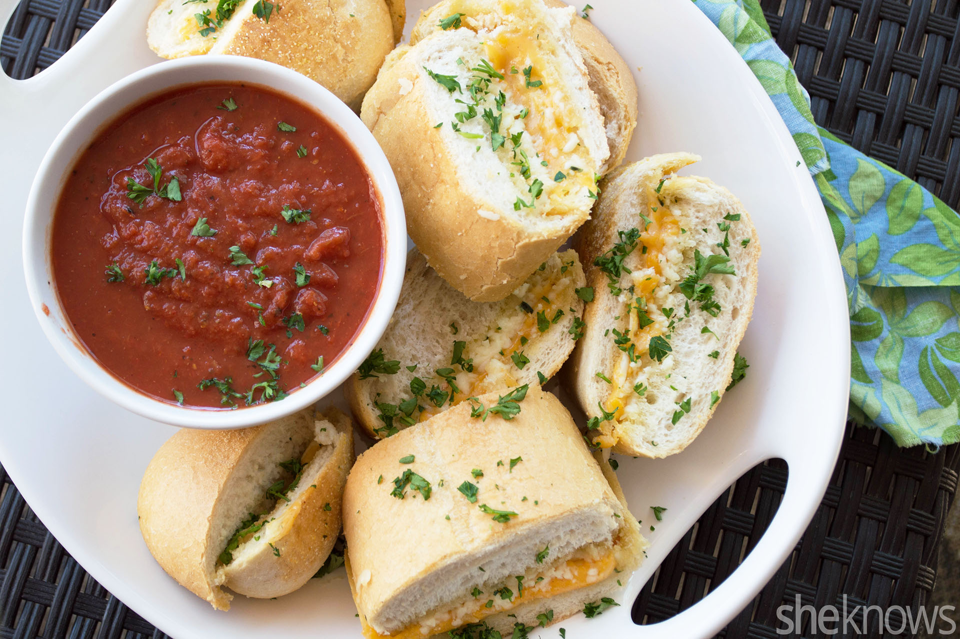 3Cheese garlic bread sandwiches are the grilled cheese you need to try