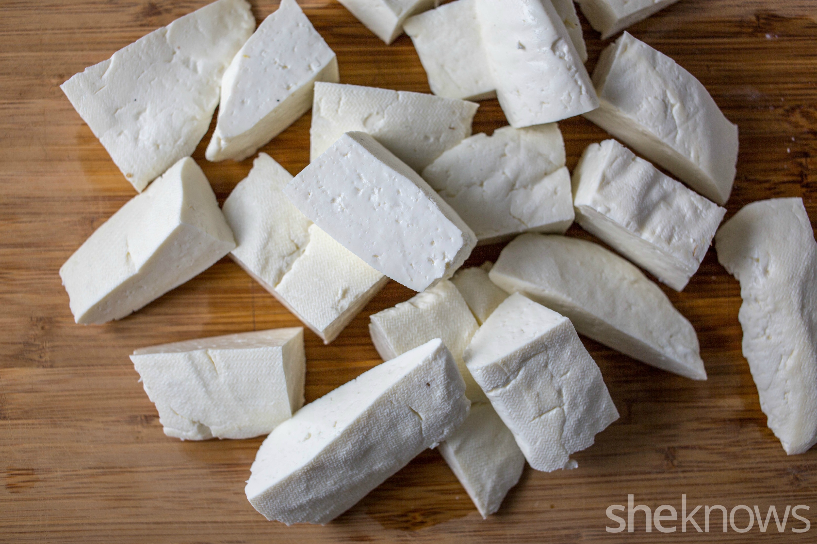 How to turn milk into cheese curds