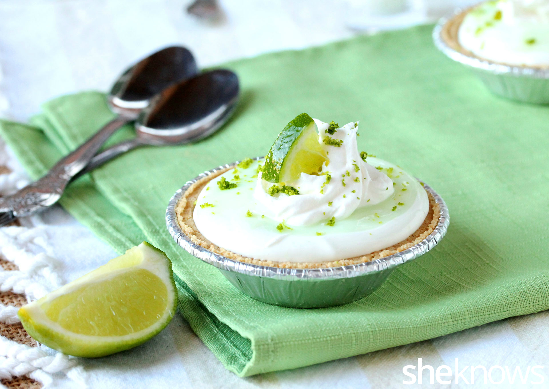 5 Ridiculously easy desserts you can make with a tub of Cool Whip