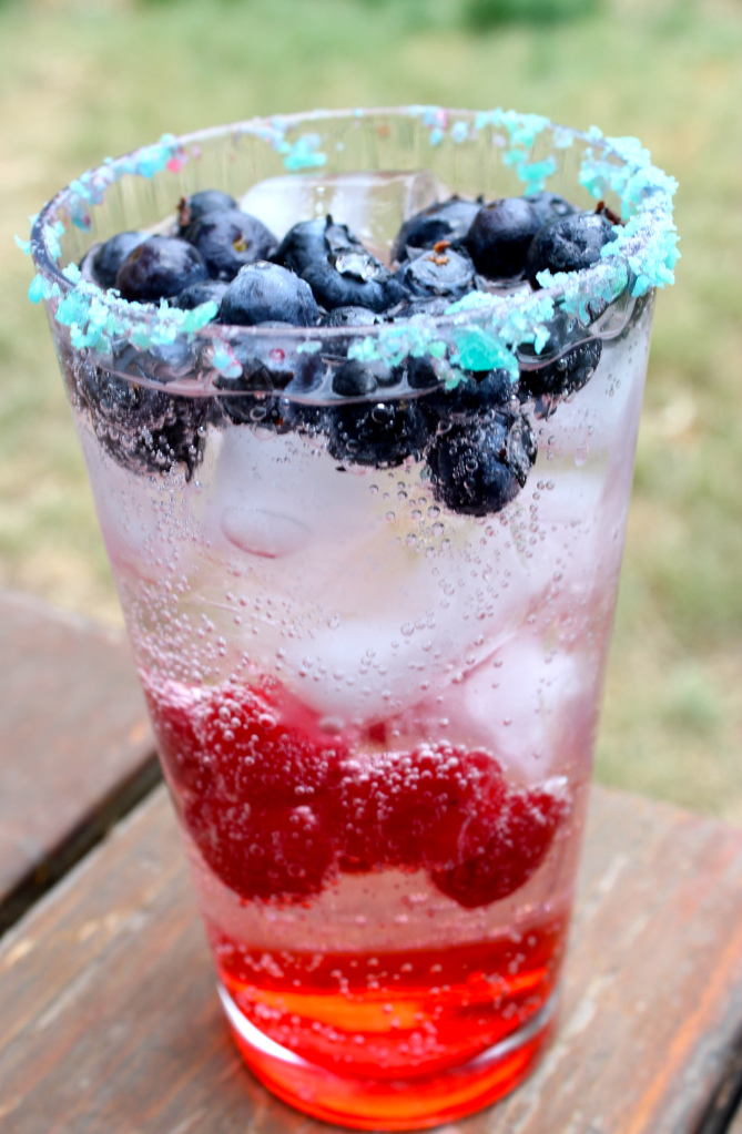 17 patriotic cocktails to celebrate the 4th with red white and booze 17 patriotic cocktails to celebrate the 4th with red white and booze