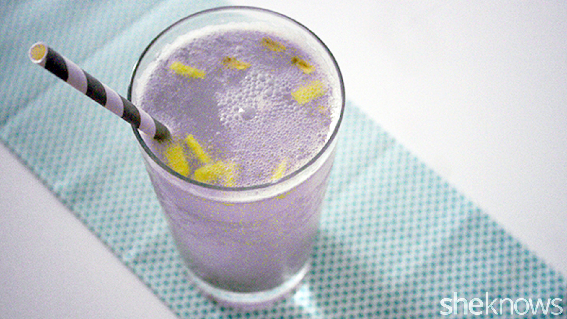 Fizzy Violet Lemonade