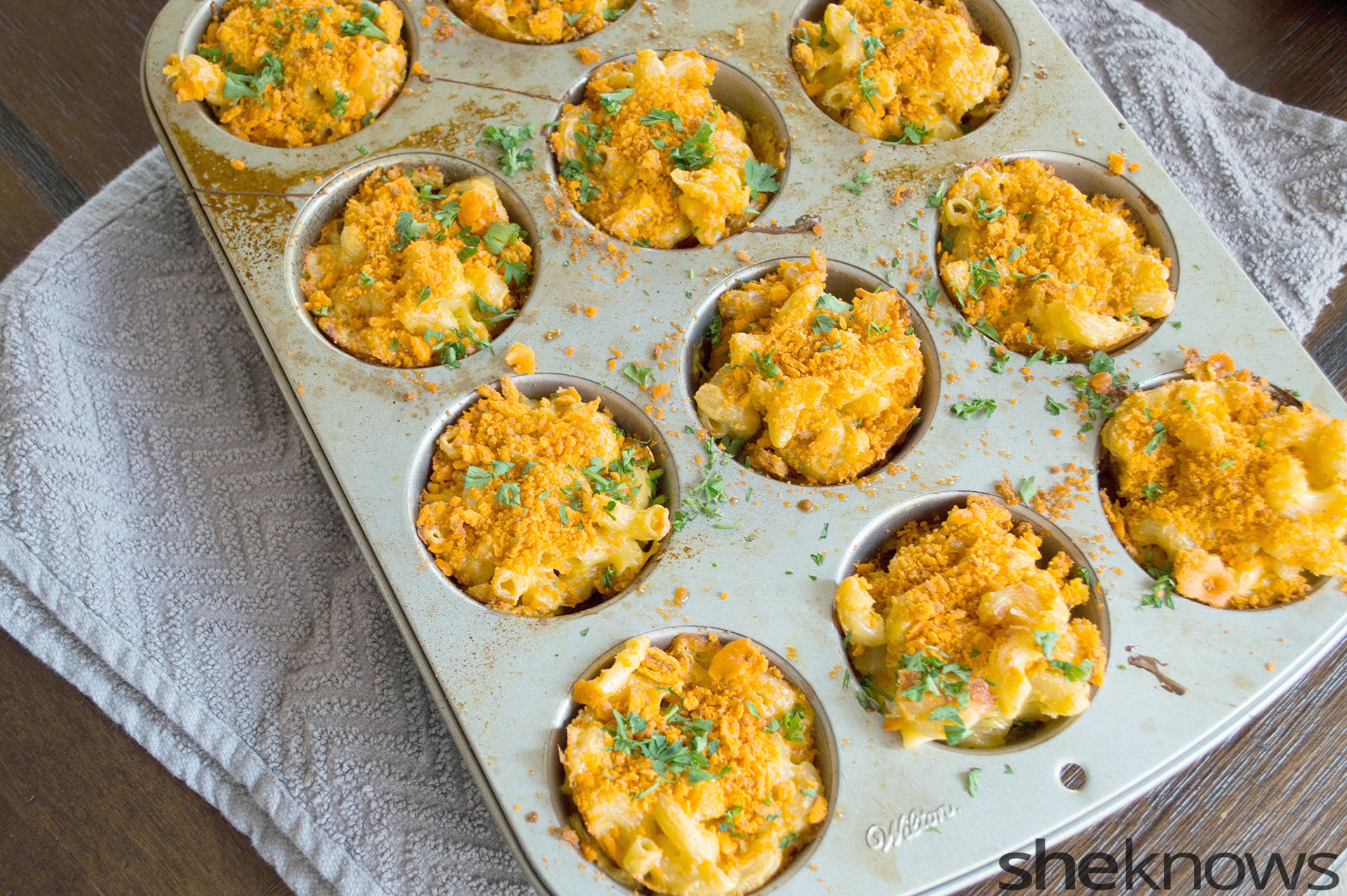 baked mac and cheese ritz cracker topping