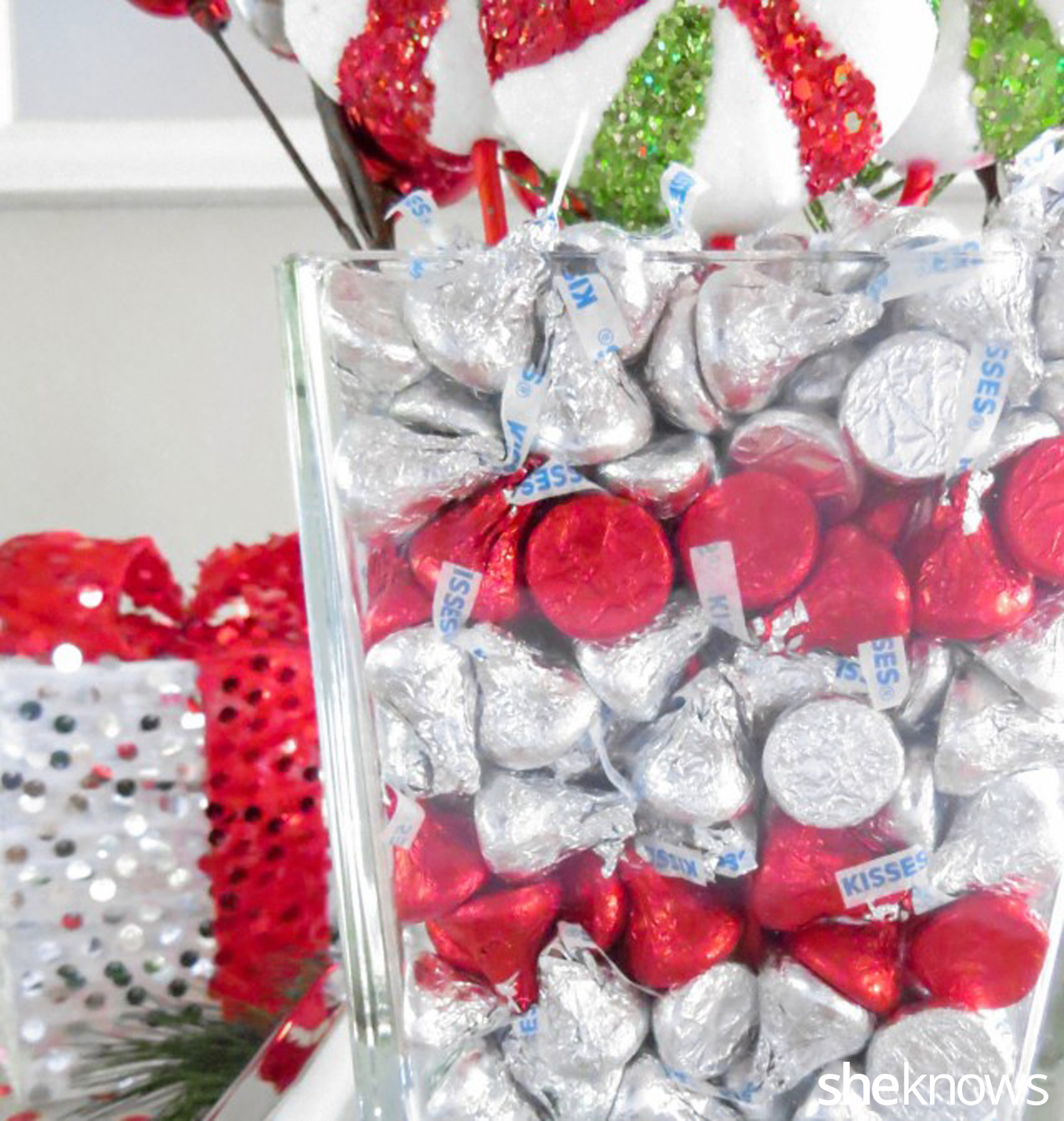 DIY festive holiday centerpiece filled with chocolate kisses