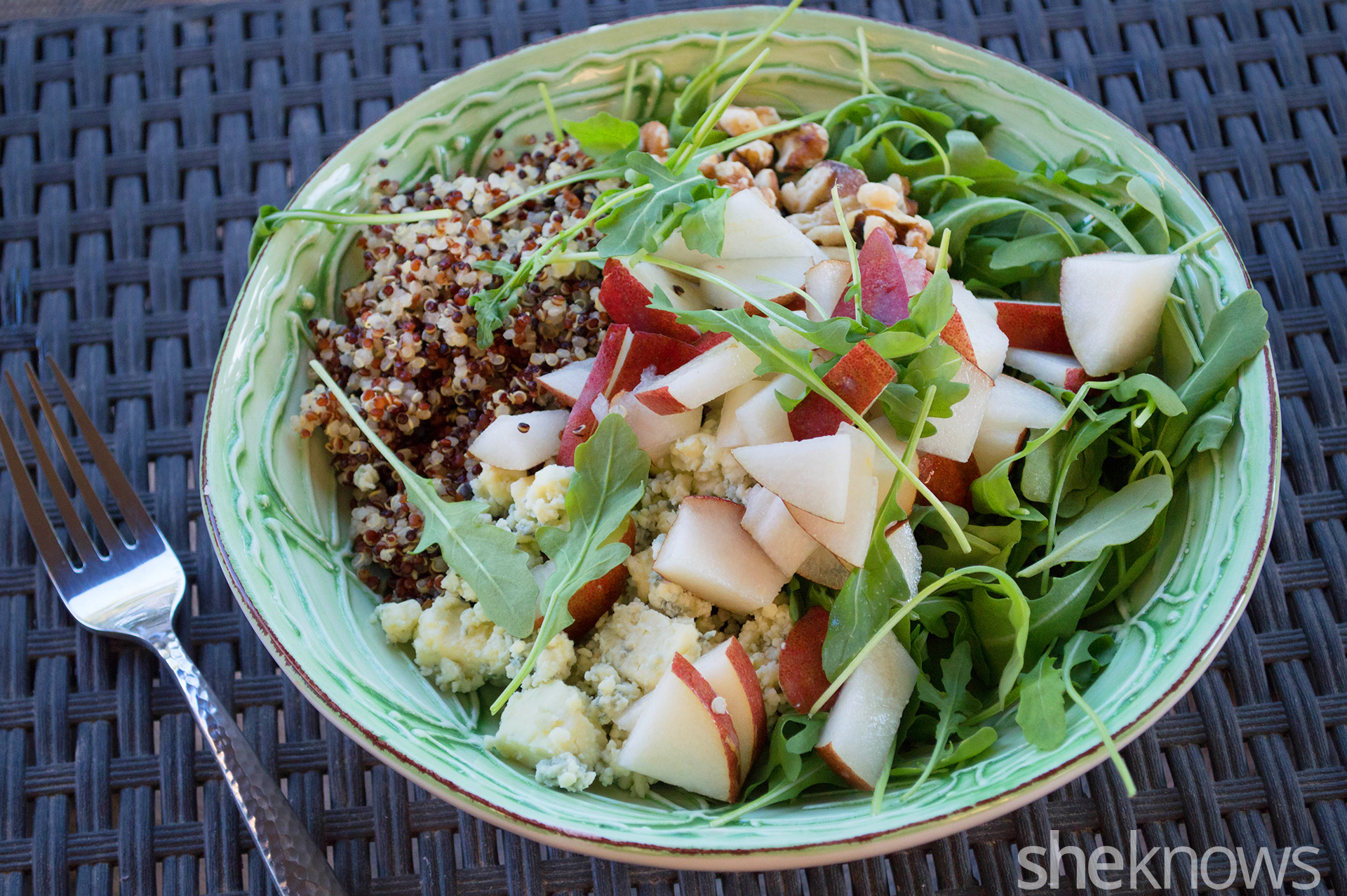 pear arugula salad