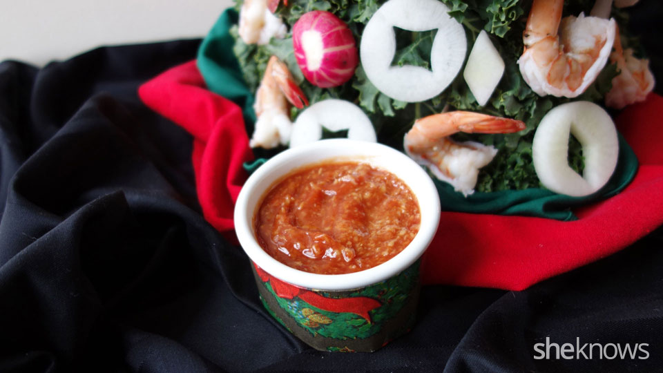 Edible Christmas tree with shrimp 8