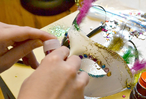 Diy Decorated Masquerade Mask You Can Make In Minutes