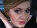Adele used phone to drop expletives while on vocal rest!