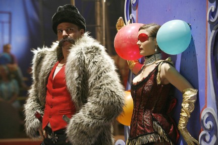 Bones goes to the Circus