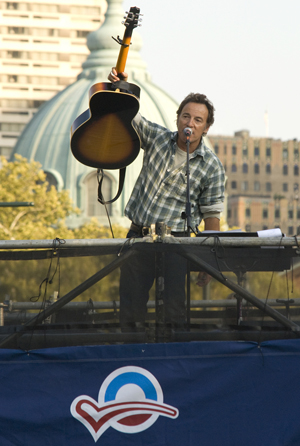 Bruce sings for the vote in Philly