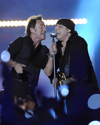 Bruce Springsteen and Steve Van Zant sing about Glory Days