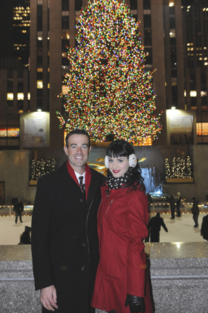 Carson Daly welcomes Katy Perry for New Year's 2009