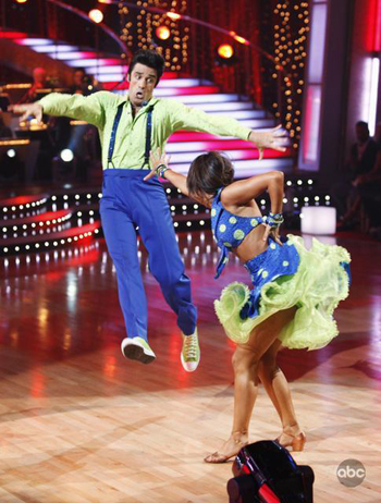 Gilles jumps on Dancing with the Stars