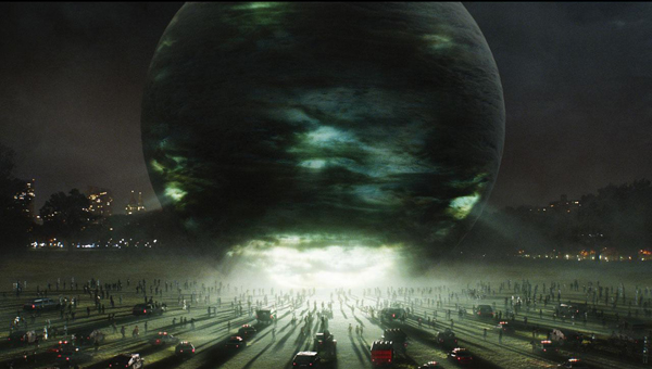 Aliens attack in The Day the Earth Stood Still