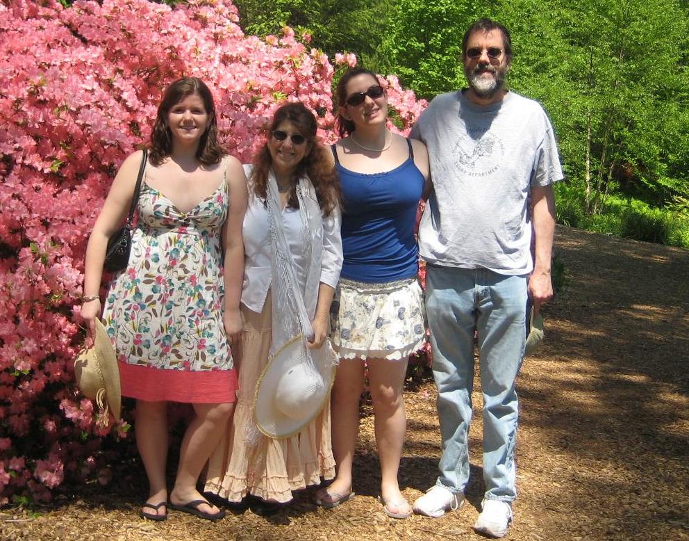 Bone marrow disease patient Ellen Cole and family