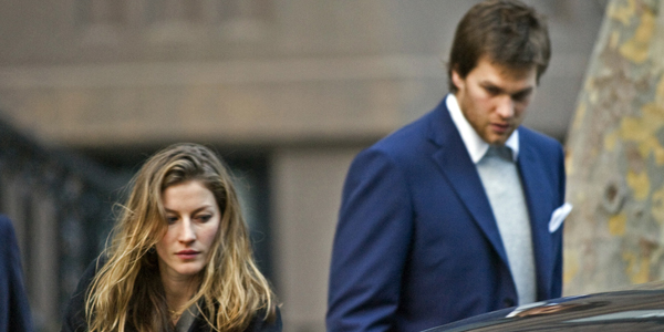 Gisele and Tom Brady arrive in NYC after their Christmas 