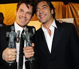 Josh Brolin and Javier Bardem at last year's SAG awards