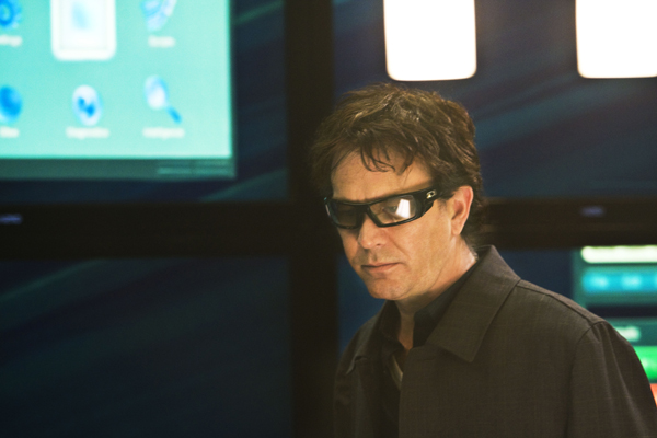 Timothy Hutton takes a look