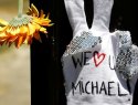 Fans react to Michael Jackson's death