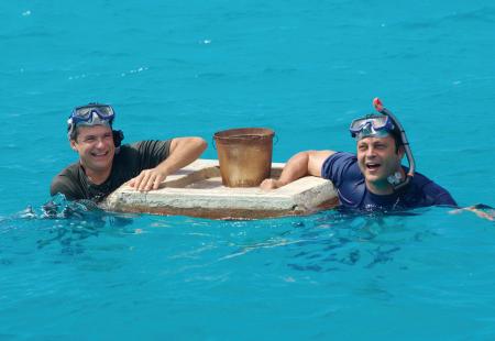 Jason Bateman and Vince Vaughn battle sharks...seriously!
