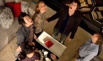Looking up for Aaron Yoo, Kate Bosworth and the '21' cast