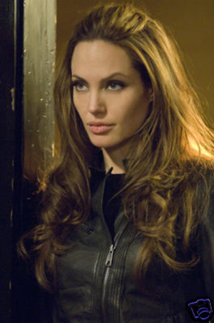 angelina jolie twins. Angelina Jolie having trouble