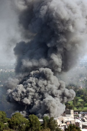 Universal Studios burns, yet the awards continue