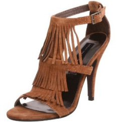 Steve Madden fringed pump