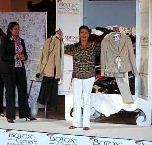Vanessa Williams opens her closets for charity