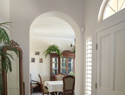 How to decorate your foyer