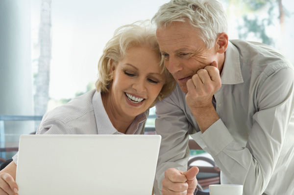 Grandparents on Computer