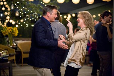 Alec Baldwin and Meryl Streep do a little boogie in It's Complicated