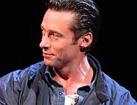 Jackman stops mid-performance