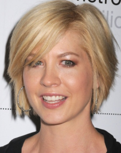 Short Layered Hairstyles For Women