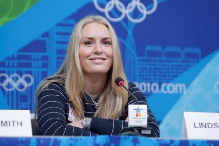 Leslie Vonn greats the press after winning her gold medal