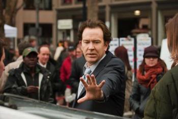 Oscar-winner Timothy Hutton stars in Leverage