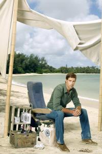 Matthew Fox is Jack on Lost