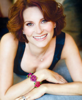 Follow Meg Cabot on Twitter!